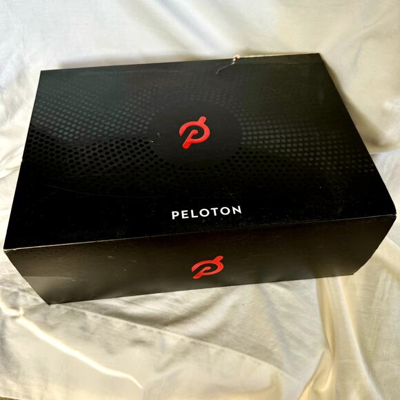 PELOTON PL-SH-B-41 Cycling Shoes Hook Loop Size 8 Men/10 Women EU 41 bike - Picture 11 of 11